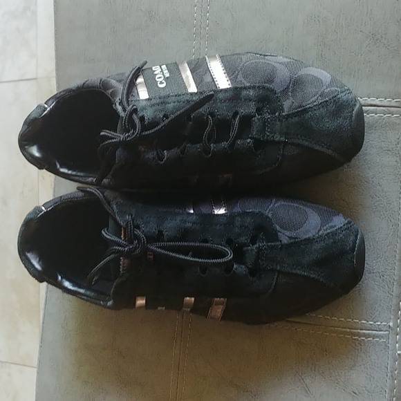 - coach black shoes sneakers - Picture 3 of 10
